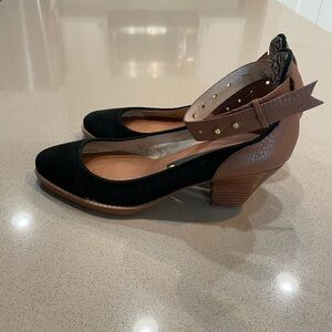 Matt Bernson Nolita Ankle Strap Suede Leather Pumps